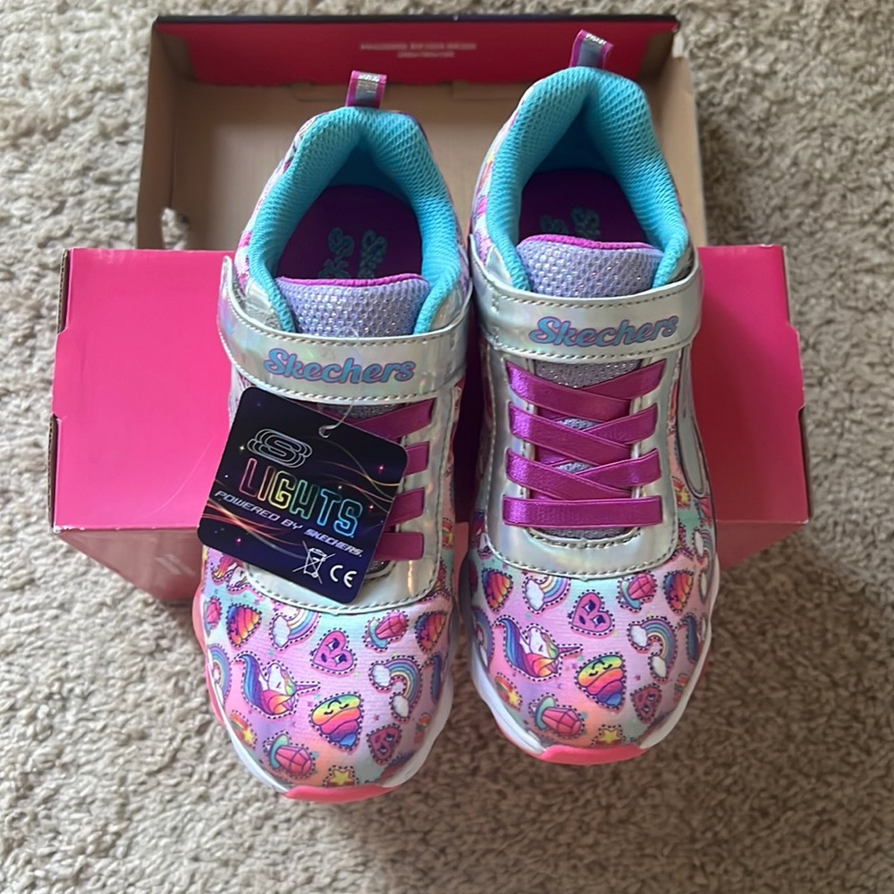 Tennis Shoes